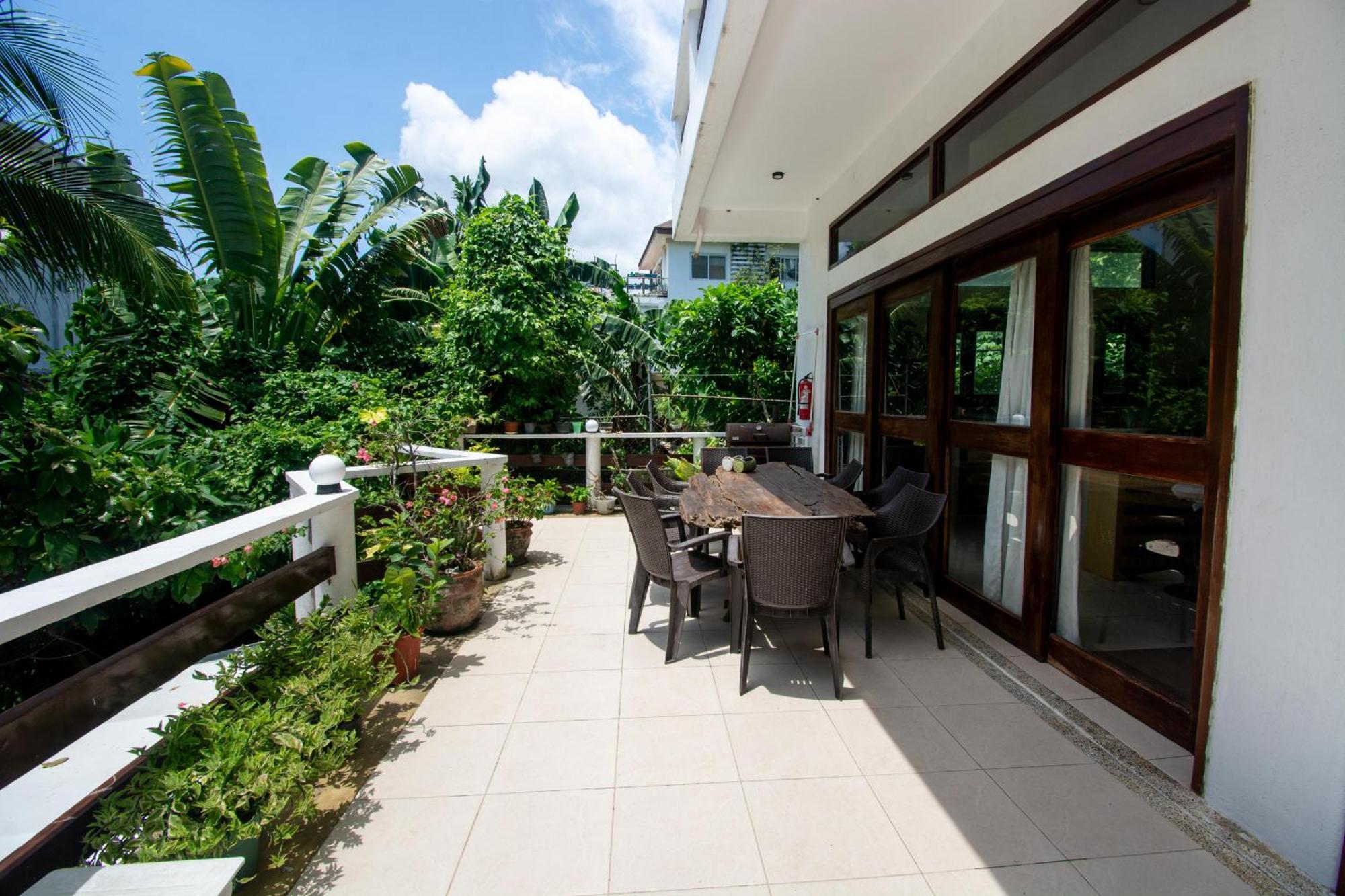 Babosam Apartments Boracay Island ภายนอก รูปภาพ