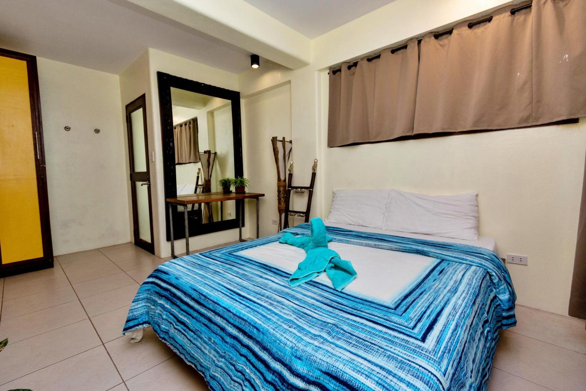 Babosam Apartments Boracay Island ภายนอก รูปภาพ
