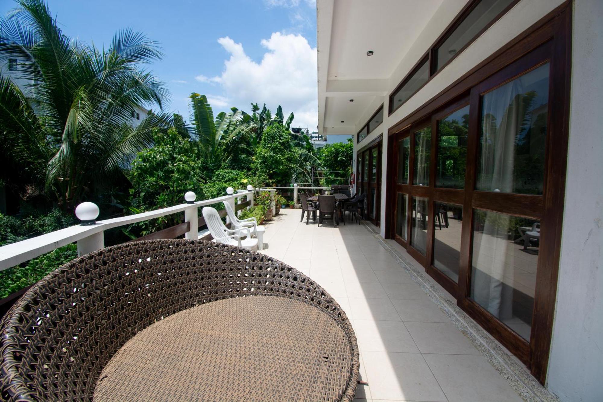 Babosam Apartments Boracay Island ภายนอก รูปภาพ