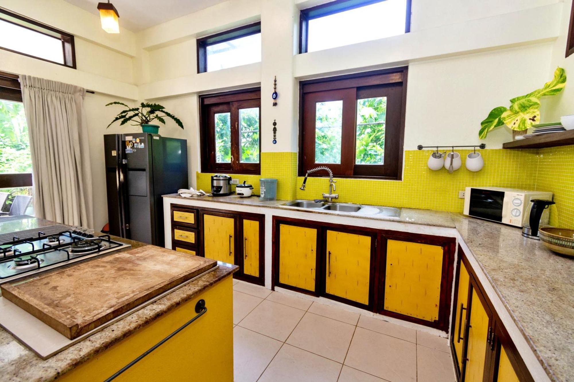 Babosam Apartments Boracay Island ภายนอก รูปภาพ