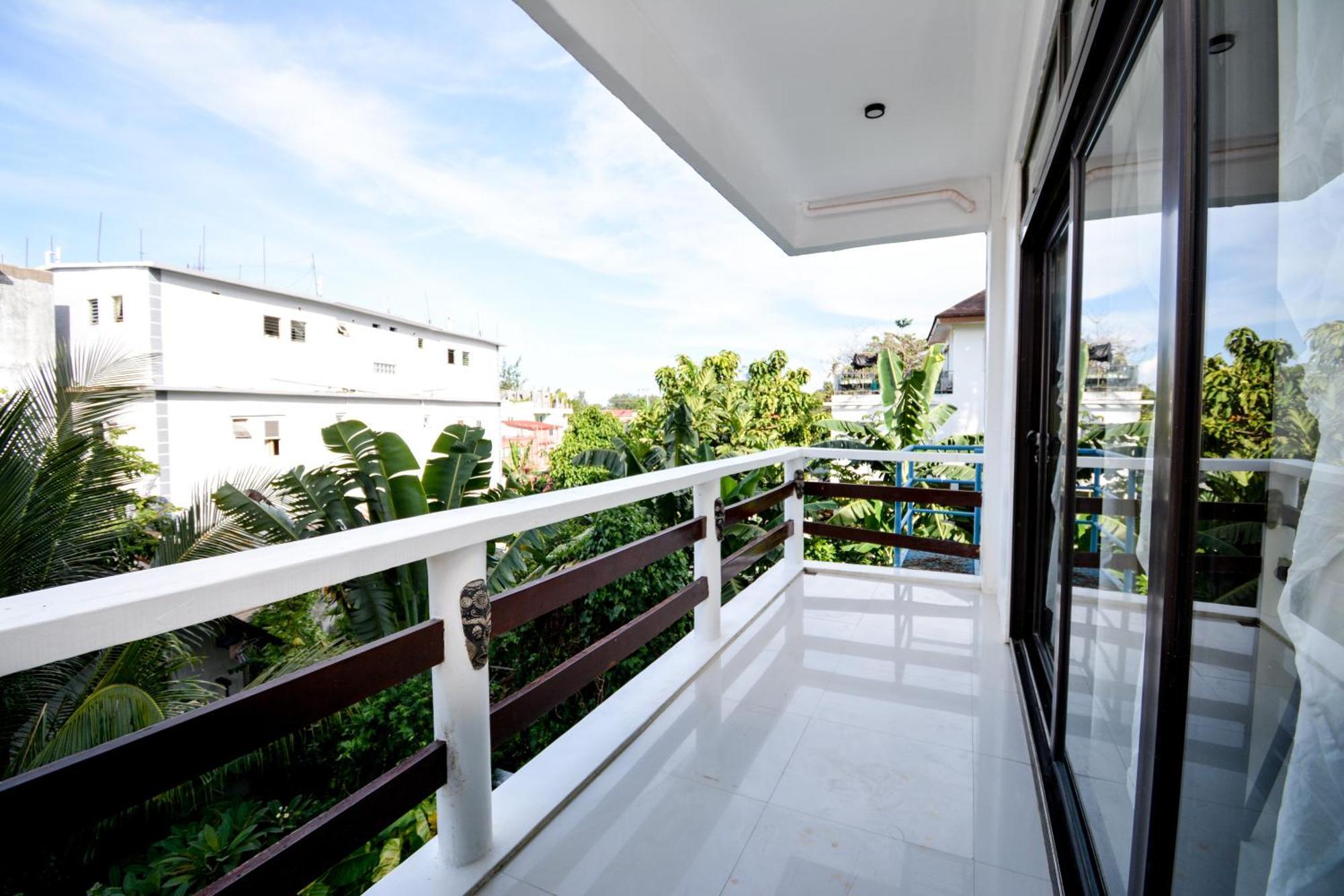 Babosam Apartments Boracay Island ภายนอก รูปภาพ